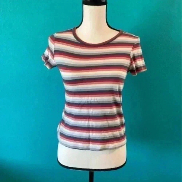 ⭐️ American eagle tee shirt in size xs - Picture 1 of 3